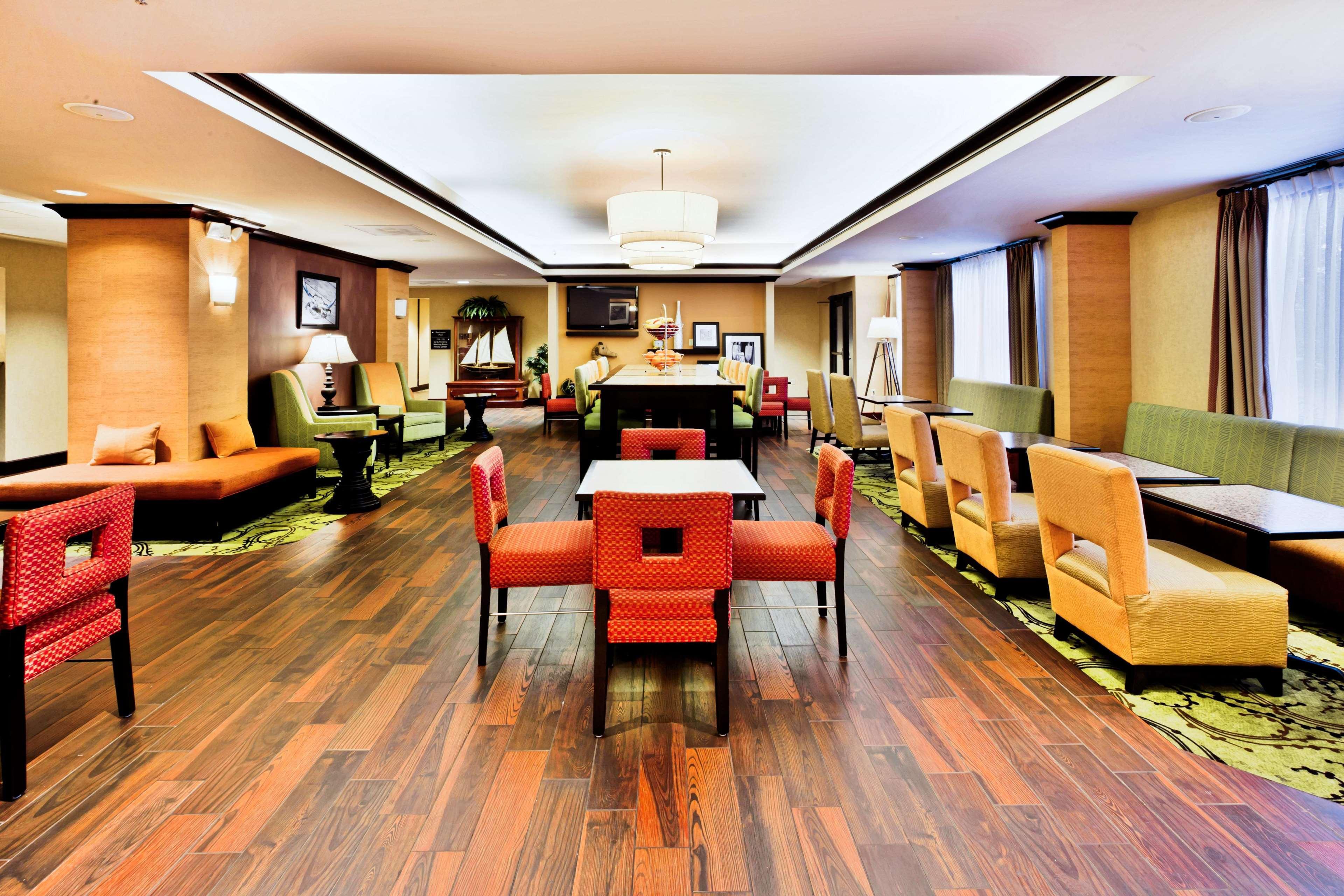 Hampton Inn Seekonk Exteriör bild