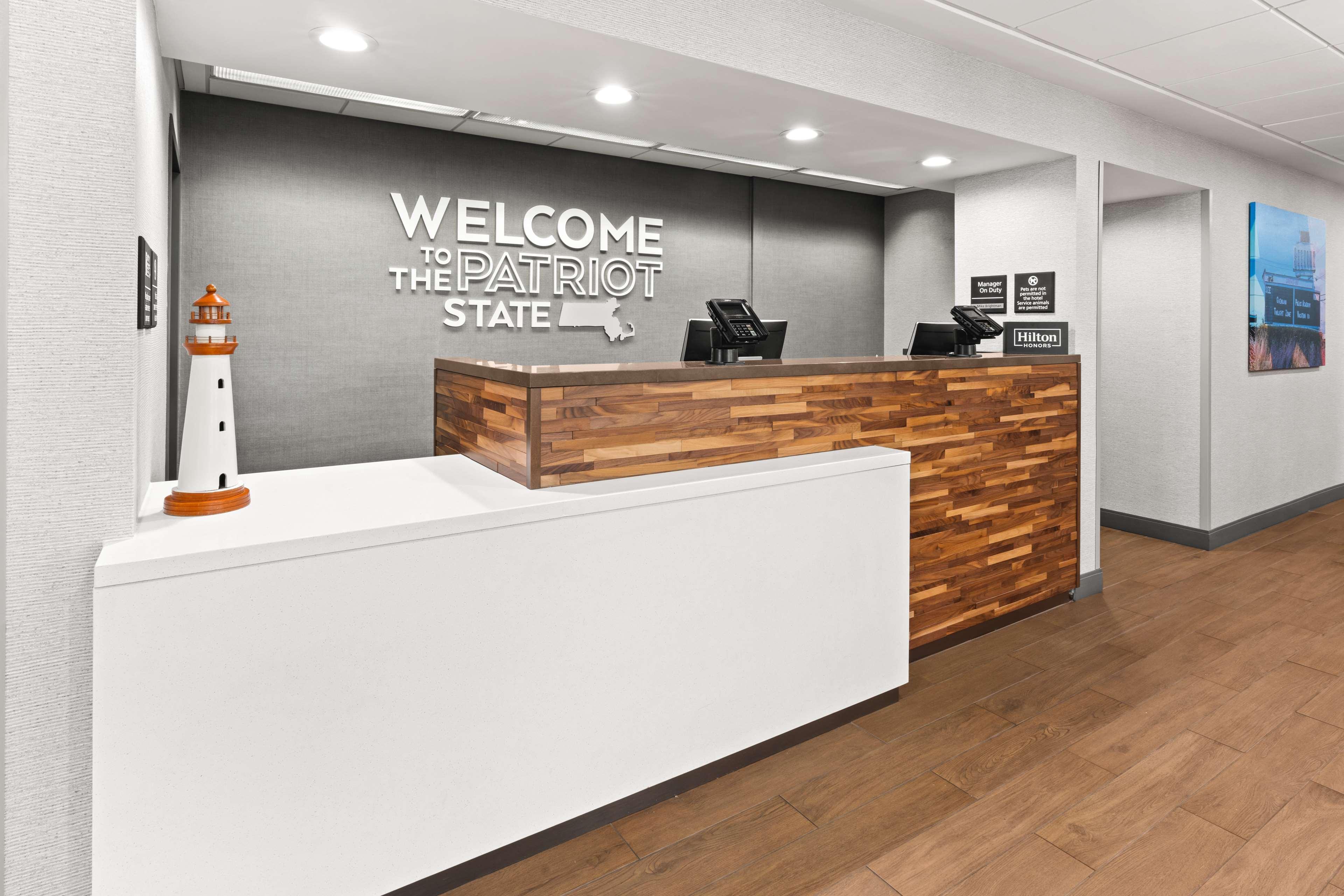 Hampton Inn Seekonk Exteriör bild