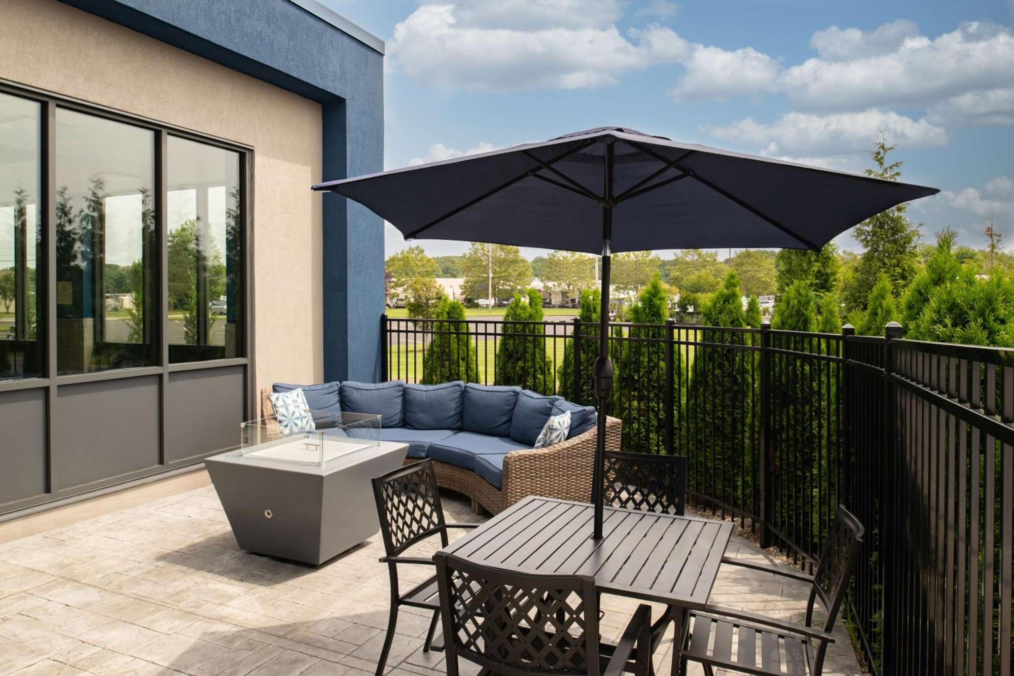 Hampton Inn Seekonk Exteriör bild