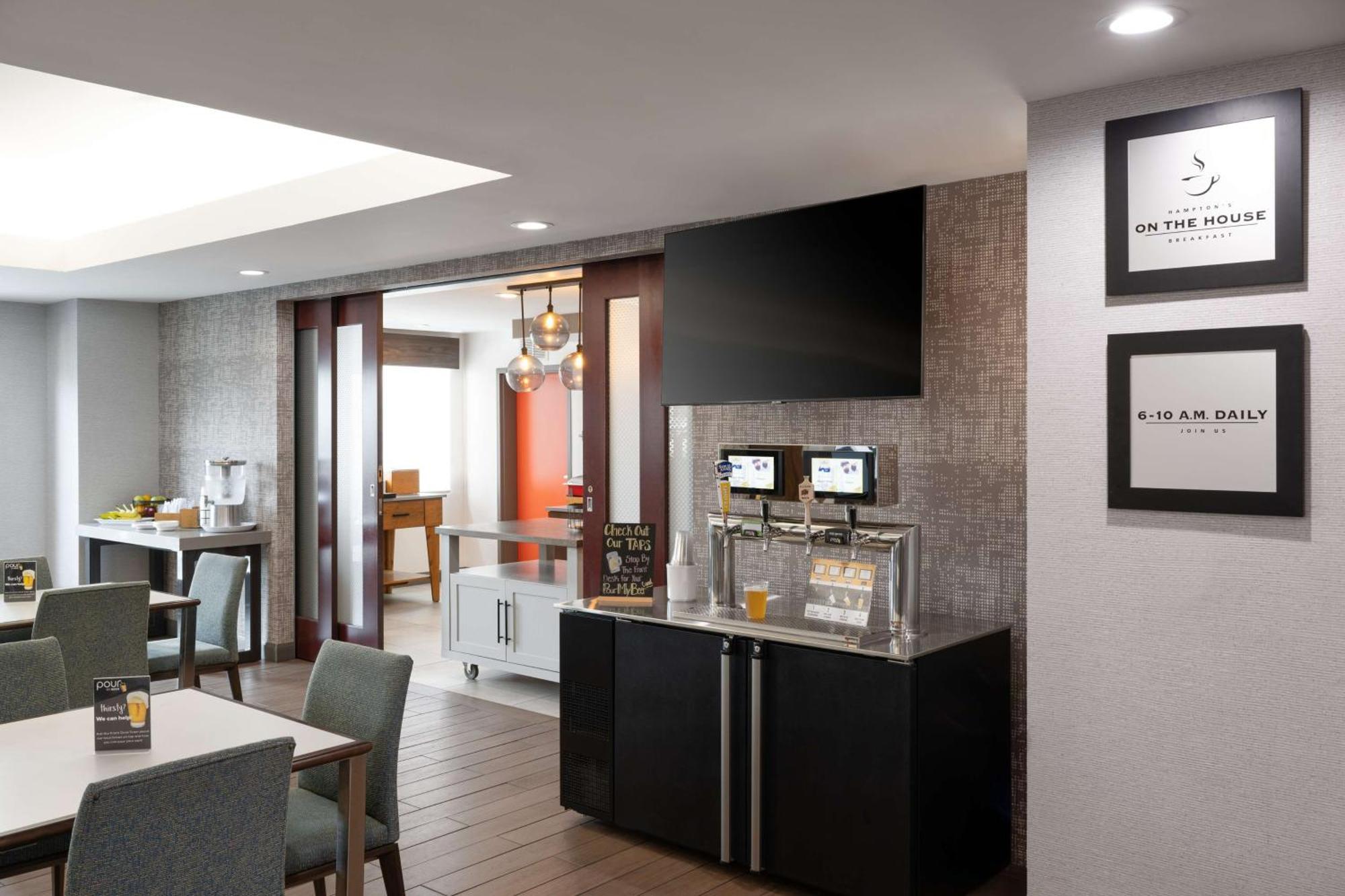 Hampton Inn Seekonk Exteriör bild